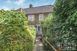 Southway, Totteridge, London, N20