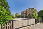 Holliers Close, Sydenham, Chinnor, Oxfordshire