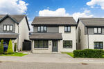 16 Rowett South Place Bucksburn, Aberdeen, AB21 9GN