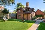 Meredun Close, Hursley, SO21