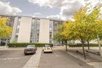 21/13 Saltire Street, Edinburgh, EH5