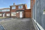 Spacious Home on Redbrook Crescent, Melton, LE13 0EU