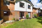 Pitson Close, Addlestone, Surrey, KT15