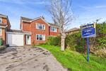 Cotswold Way, Tilehurst, Reading, Berkshire, RG31