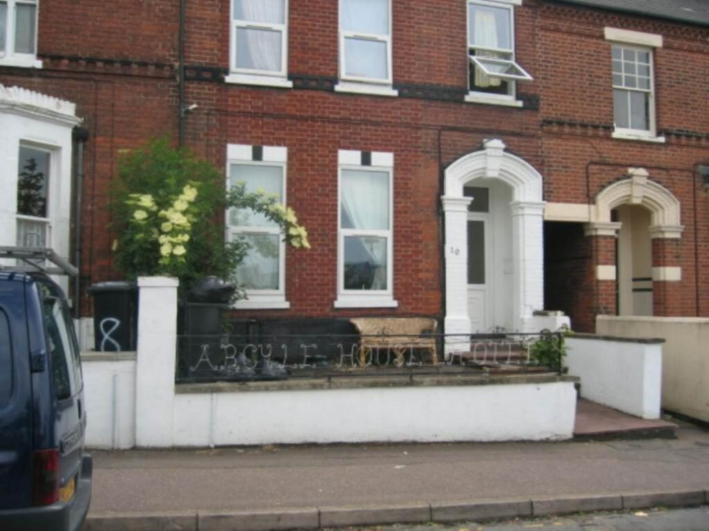 Property main image